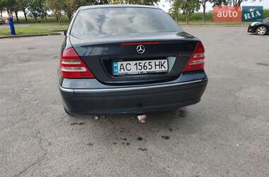 Седан Mercedes-Benz C-Class 2002 в 