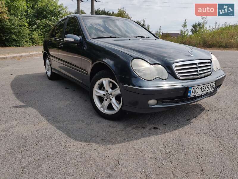 Седан Mercedes-Benz C-Class 2002 в Володимирі фото 5 Седан Mercedes-Benz C-Class 2002 в Володимирі