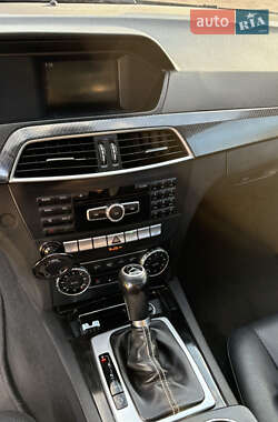 Седан Mercedes-Benz C-Class 2012 в 