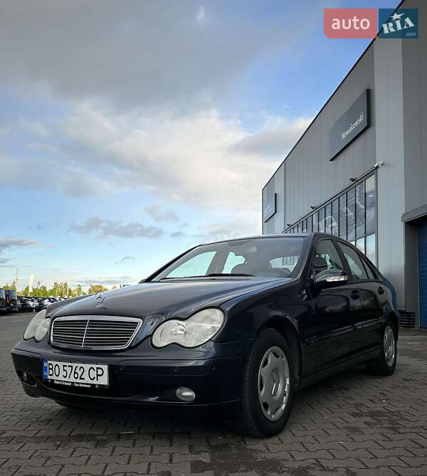 Седан Mercedes-Benz C-Class 2003 в Бучачі