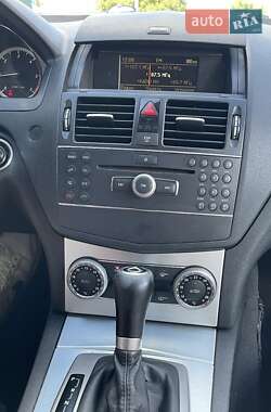 Универсал Mercedes-Benz C-Class 2009 в 