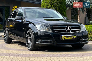Седан Mercedes-Benz C-Class 2013 в Львове