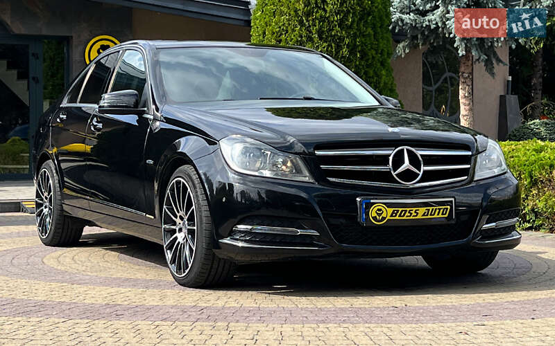 Седан Mercedes-Benz C-Class 2013 в 