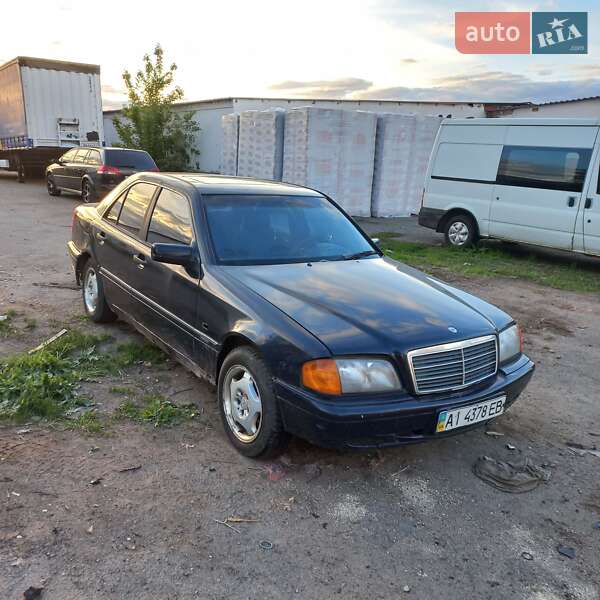 Седан Mercedes-Benz C-Class 1997 в Киеве