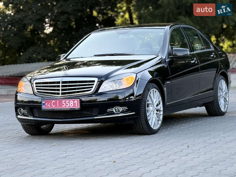 Седан Mercedes-Benz C-Class 2010 в Виннице