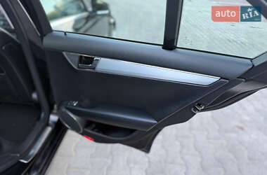Седан Mercedes-Benz C-Class 2010 в 