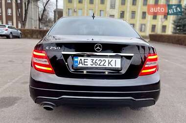 Седан Mercedes-Benz C-Class 2014 в 