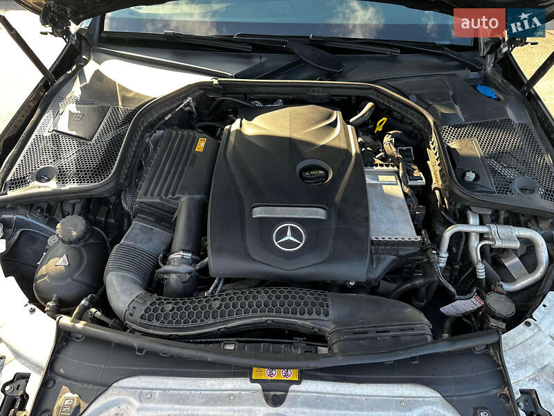 Седан Mercedes-Benz C-Class 2017 в Києві