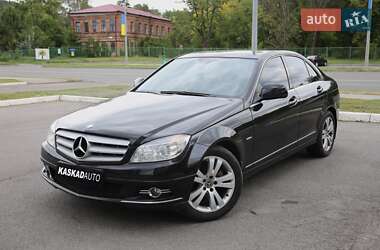 Седан Mercedes-Benz C-Class 2008 в Харькове