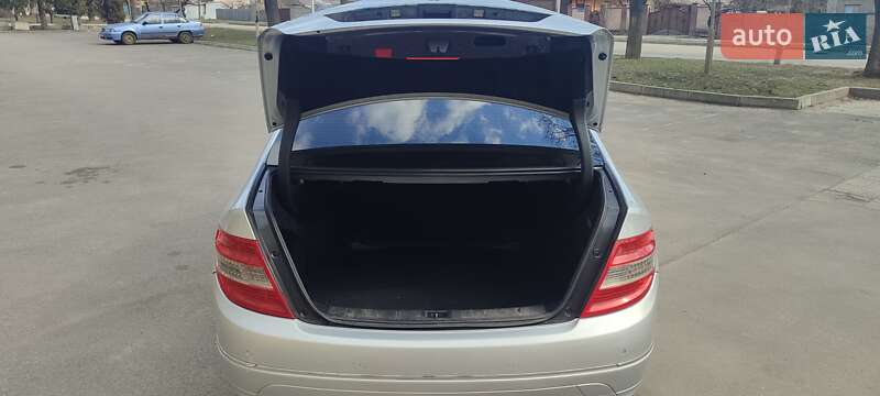 Седан Mercedes-Benz C-Class 2008 в Харькове