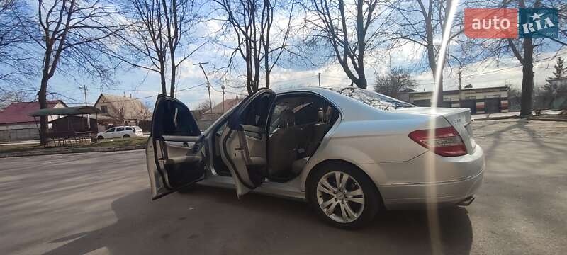 Седан Mercedes-Benz C-Class 2008 в Харькове