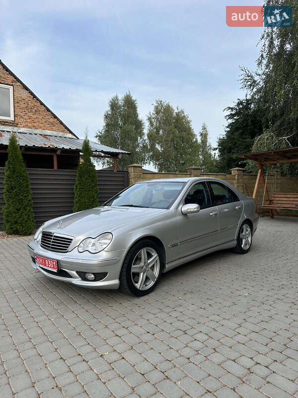 Седан Mercedes-Benz C-Class 2003 в 