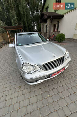 Седан Mercedes-Benz C-Class 2003 в 