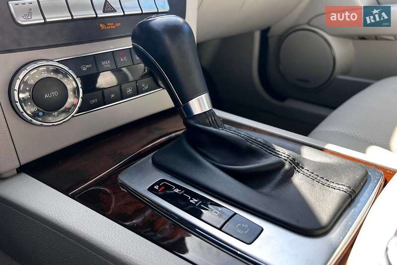 Седан Mercedes-Benz C-Class 2013 в Львові