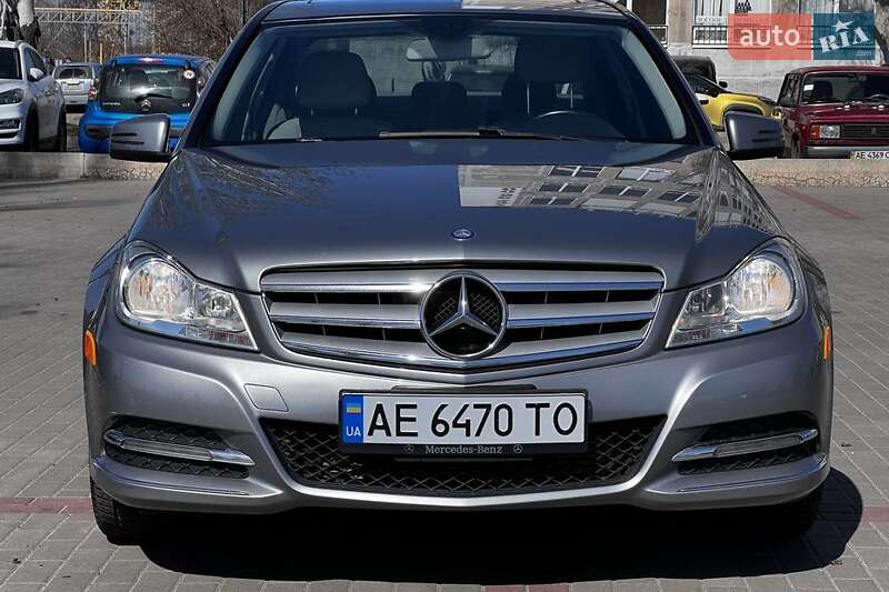 Седан Mercedes-Benz C-Class 2013 в Львові