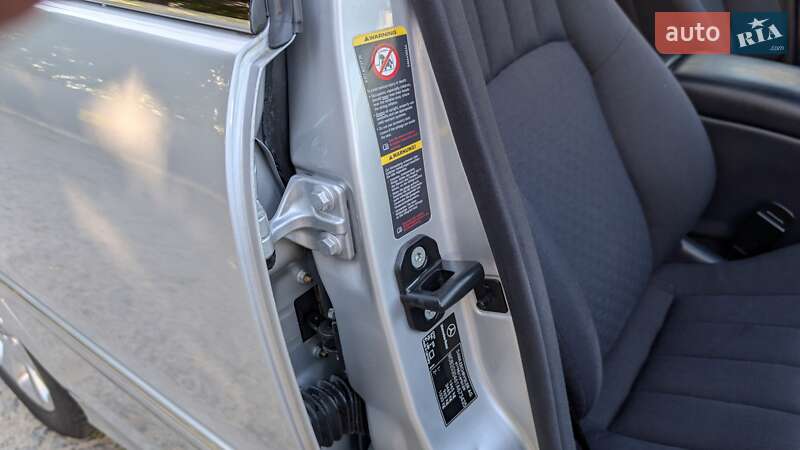 Седан Mercedes-Benz C-Class 2004 в Тернополе