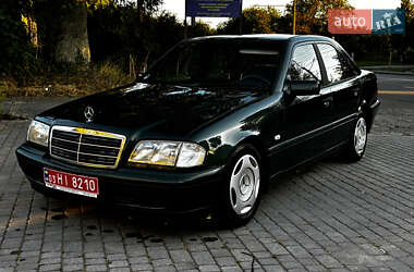 Седан Mercedes-Benz C-Class 1997 в Луцьку