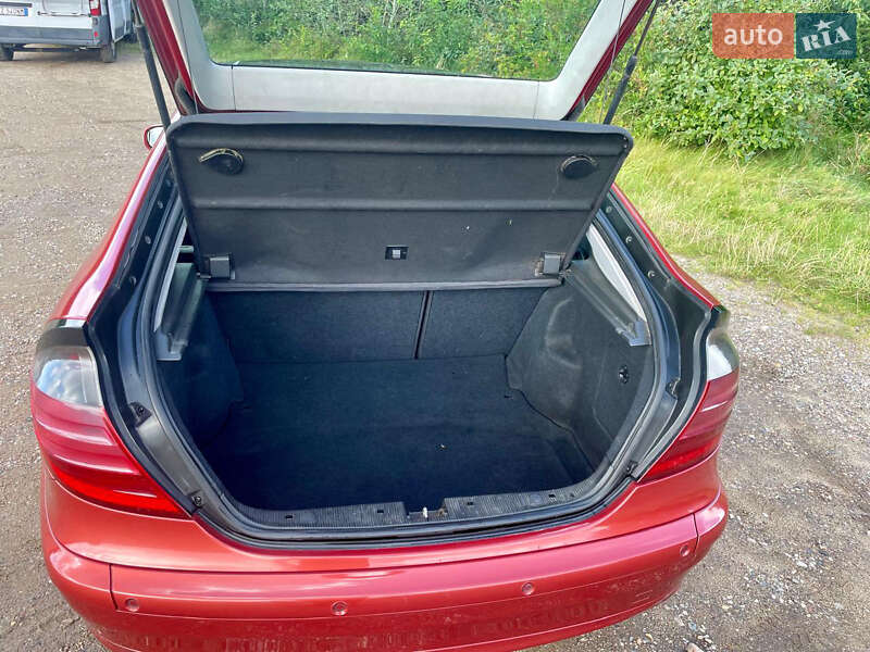 Купе Mercedes-Benz C-Class 2002 в Черкасах фото 6 Купе Mercedes-Benz C-Class 2002 в Черкасах