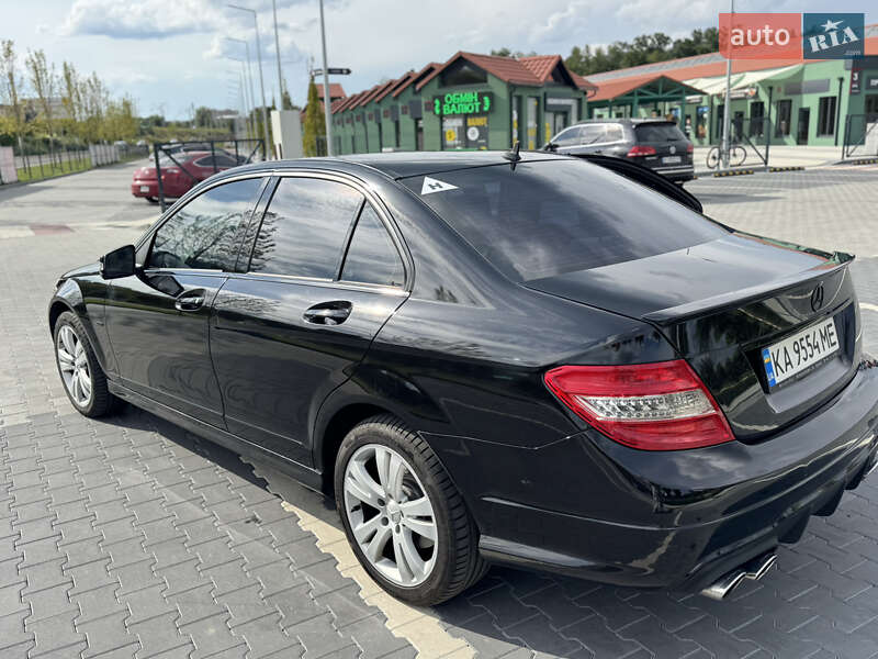 Седан Mercedes-Benz C-Class 2007 в Киеве