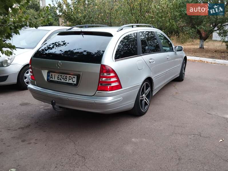 Универсал Mercedes-Benz C-Class 2004 в Борисполе