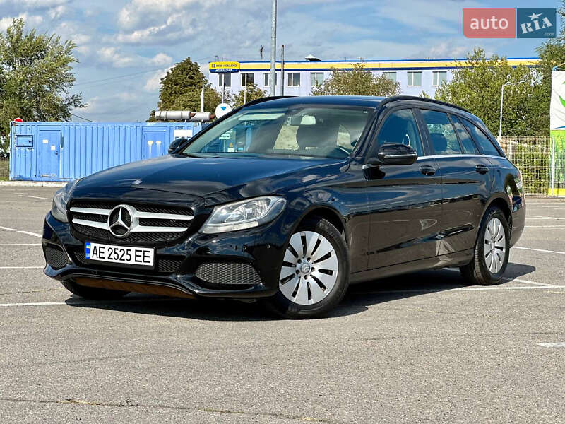 Универсал Mercedes-Benz C-Class 2016 в 