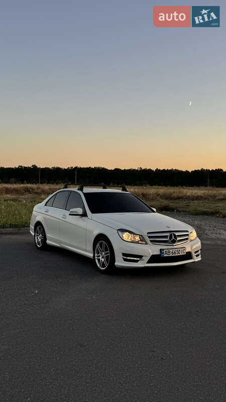 Седан Mercedes-Benz C-Class 2012 в 