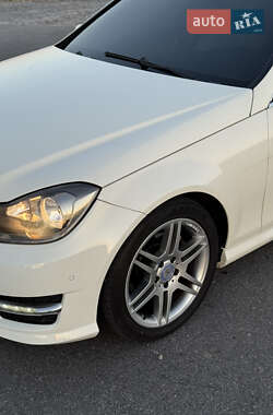 Седан Mercedes-Benz C-Class 2012 в 