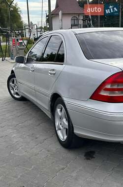 Седан Mercedes-Benz C-Class 2001 в 