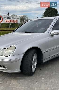 Седан Mercedes-Benz C-Class 2001 в 