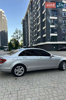 Седан Mercedes-Benz C-Class 2010 в 