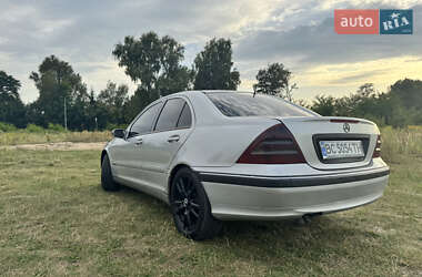 Седан Mercedes-Benz C-Class 2002 в 