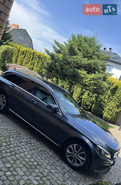 Универсал Mercedes-Benz C-Class 2016 в 