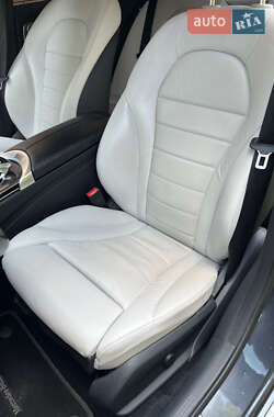 Универсал Mercedes-Benz C-Class 2016 в 
