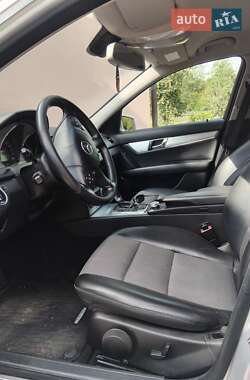 Универсал Mercedes-Benz C-Class 2010 в 