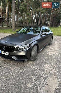 Седан Mercedes-Benz C-Class 2016 в Дубні