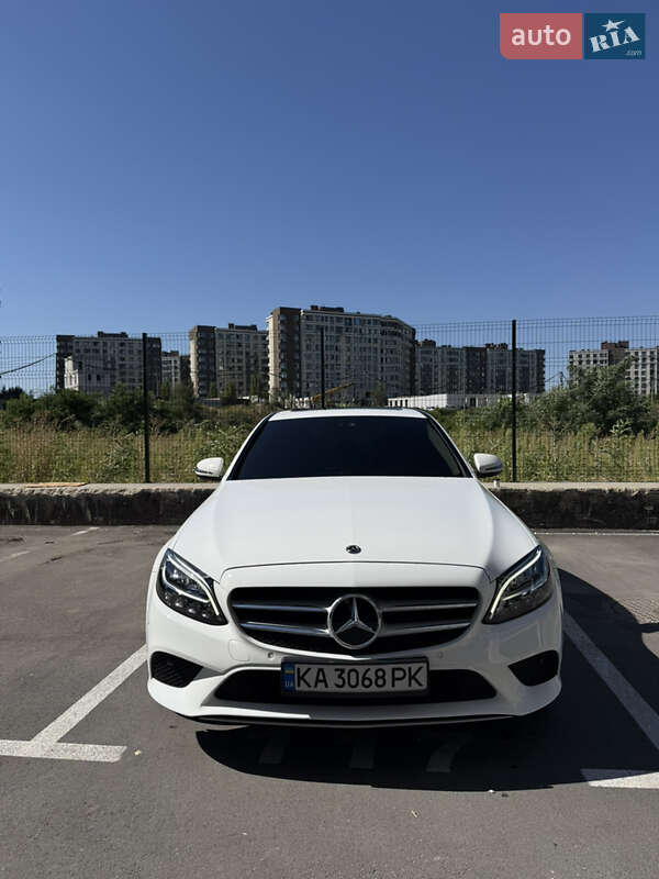 Mercedes-Benz C-Class 2018