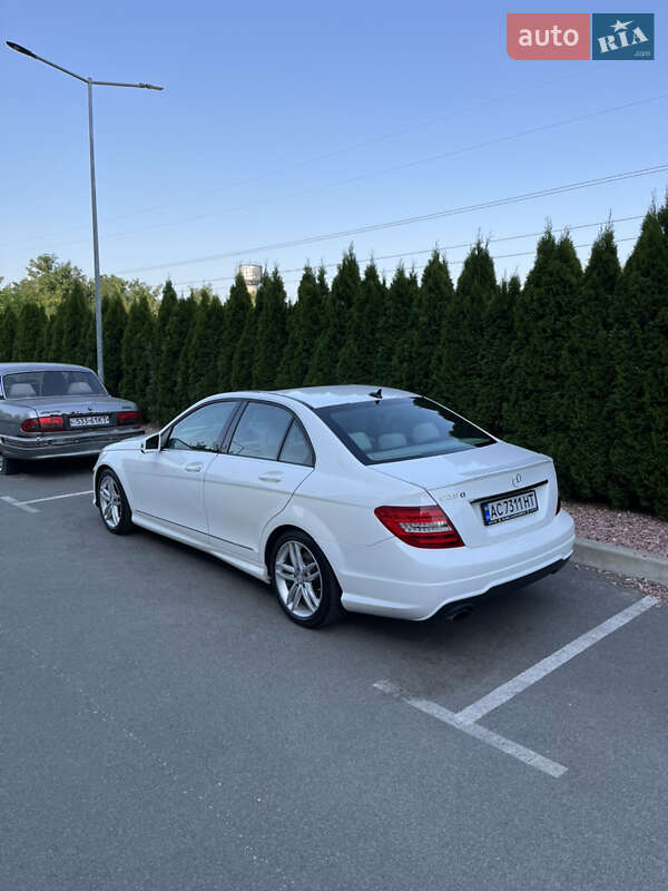 Седан Mercedes-Benz C-Class 2013 в Софіївській Борщагівці фото 5 Седан Mercedes-Benz C-Class 2013 в Софіївській Борщагівці