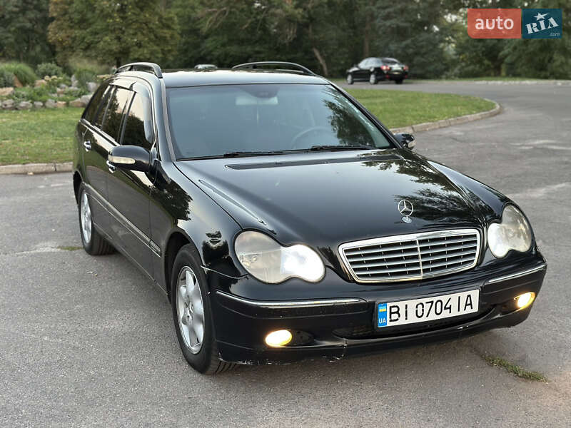 Універсал Mercedes-Benz C-Class 2004 в Горішніх Плавнях фото 3 Універсал Mercedes-Benz C-Class 2004 в Горішніх Плавнях