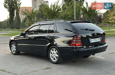 Универсал Mercedes-Benz C-Class 2004 в 