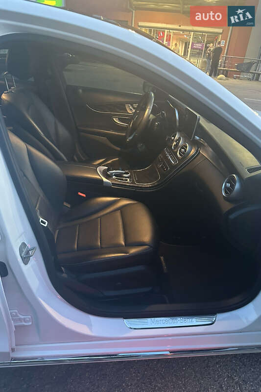 Седан Mercedes-Benz C-Class 2016 в Киеве