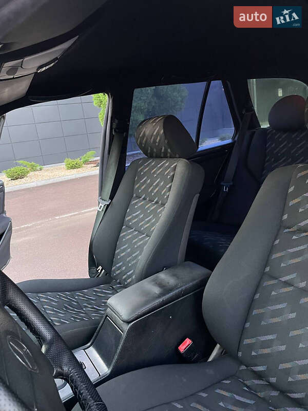 Универсал Mercedes-Benz C-Class 1998 в Киеве