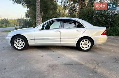 Седан Mercedes-Benz C-Class 2003 в 