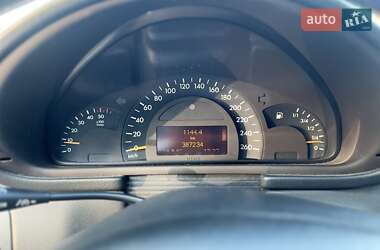 Седан Mercedes-Benz C-Class 2003 в 