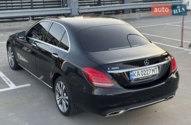 Седан Mercedes-Benz C-Class 2016 в 