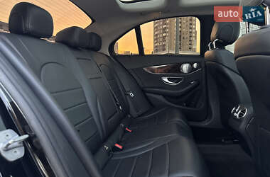 Седан Mercedes-Benz C-Class 2016 в 