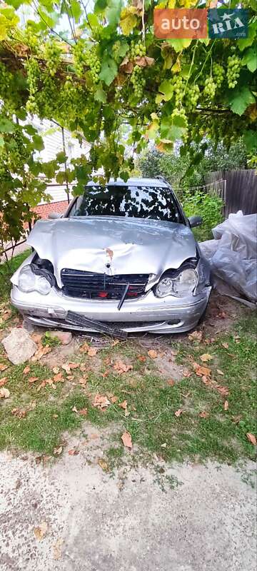 Универсал Mercedes-Benz C-Class 2002 в 