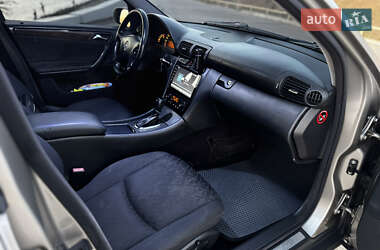 Седан Mercedes-Benz C-Class 2002 в 