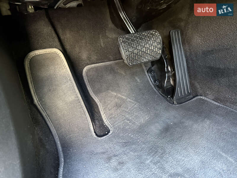 Седан Mercedes-Benz C-Class 2015 в Харькове фото 21 Седан Mercedes-Benz C-Class 2015 в Харькове