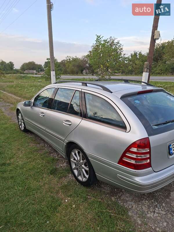 Универсал Mercedes-Benz C-Class 2005 в Ярмолинцах фото 3 Универсал Mercedes-Benz C-Class 2005 в Ярмолинцах