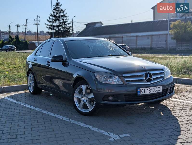 Седан Mercedes-Benz C-Class 2007 в 